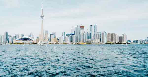 人工智能I机器人小学生，人工智能机器人股票龙头一览表2023年