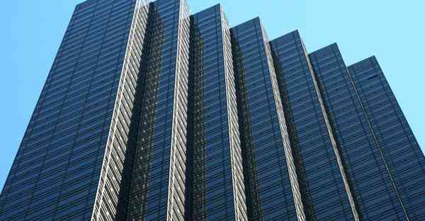 用CHATGPT创作的滕王阁序