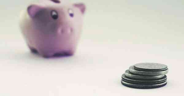 人工智能机器人和人谈恋爱