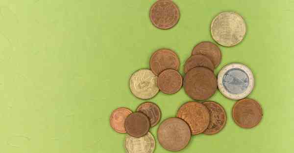 汇雪智能机器人充电