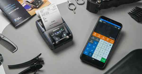 人工智能机器人产生感情