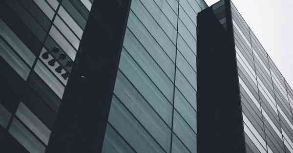 科创智能分类垃圾机器人