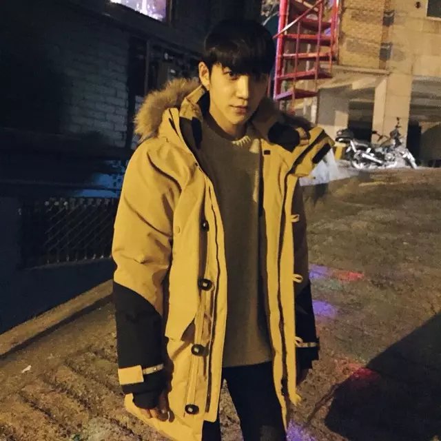 吉元群伦