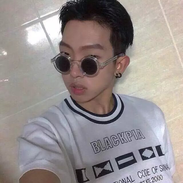 仲孙晨萱妍
