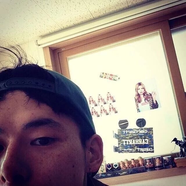 于烁朋晓