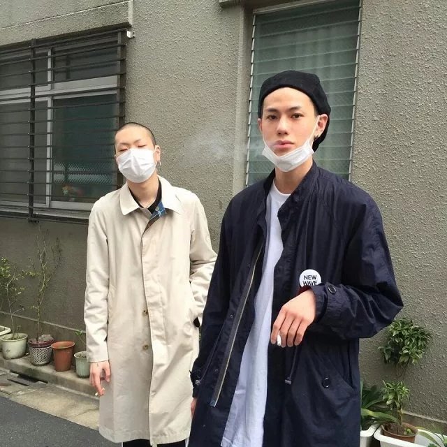 郝茗容岚